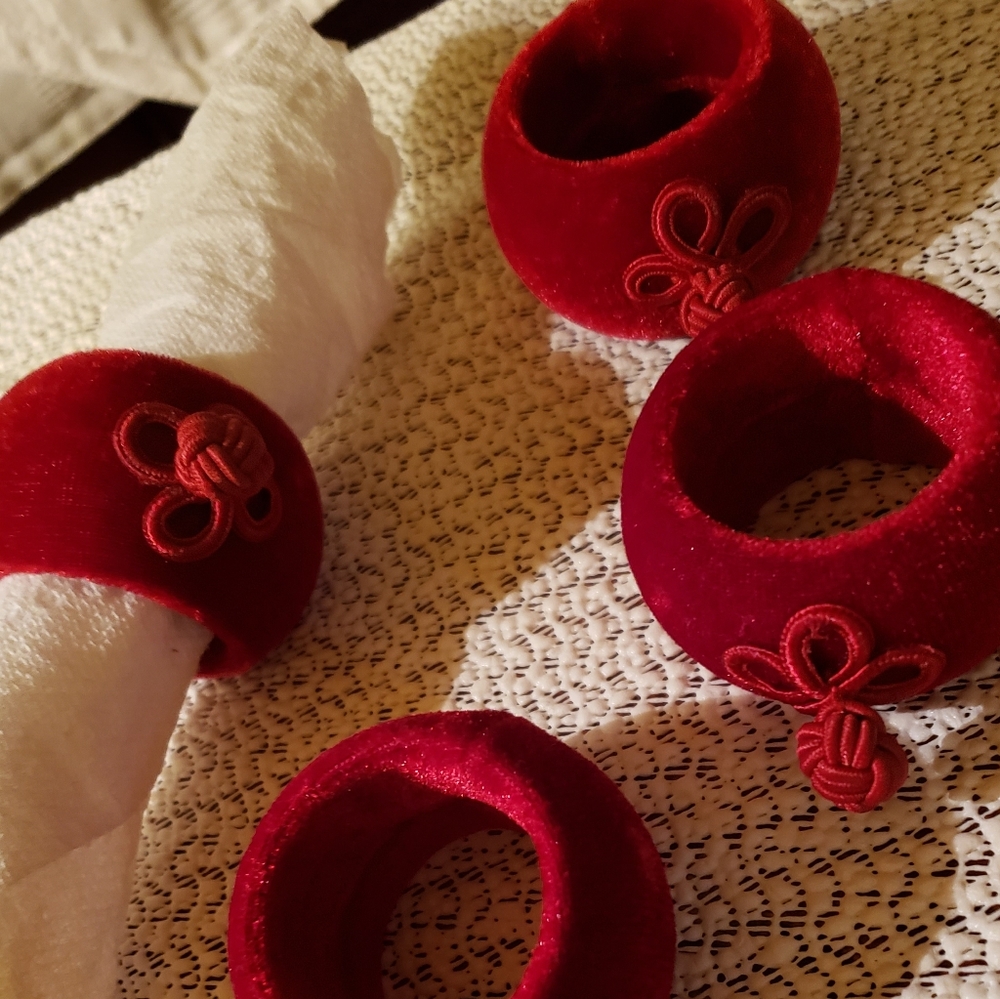 Red Velvet Napkin Rings - Picture 3 of 4